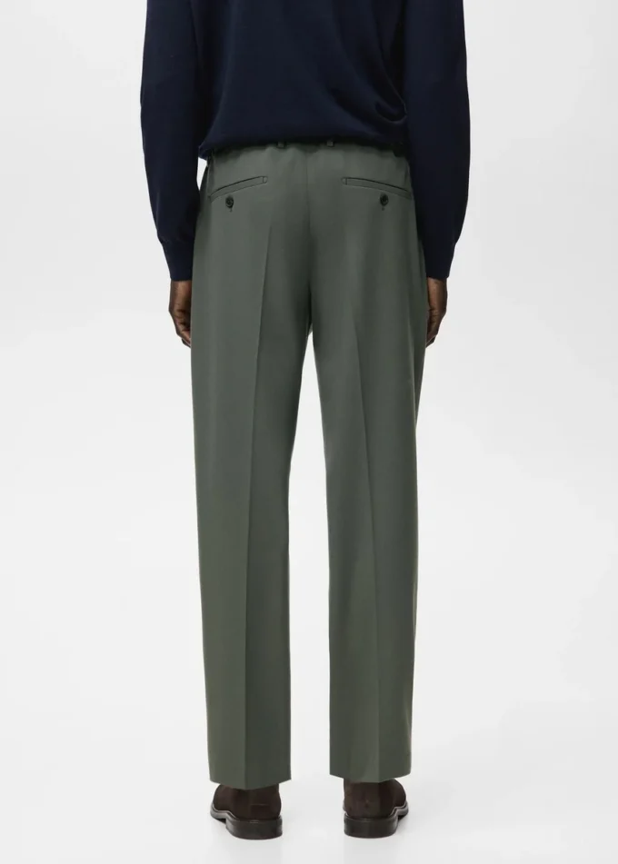 Pantalon à pinces en velours côtelé, coupe classique Pantalon à pinces en velours côtelé, coupe classique