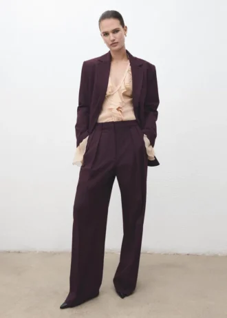 Pantalon à pinces taille mi-haute et jambes larges