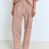 Pantalon à rayures plissé Pantalon à rayures plissé