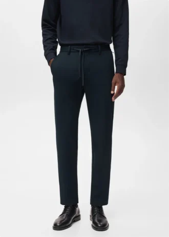 Pantalon slim en tissu extensible avec cordon de serrage Pantalon slim en tissu extensible avec cordon de serrage