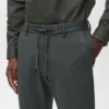 Pantalon slim en tissu extensible avec cordon de serrage