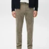 Pantalon slim en velours côtelé Pantalon slim en velours côtelé