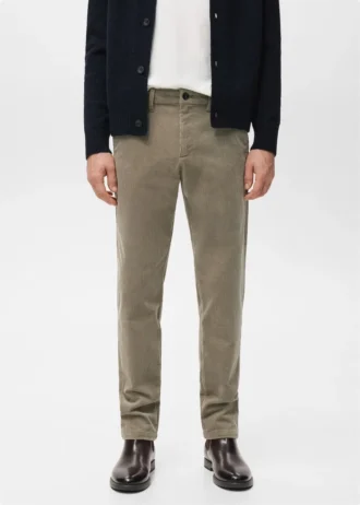 Pantalon slim en velours côtelé