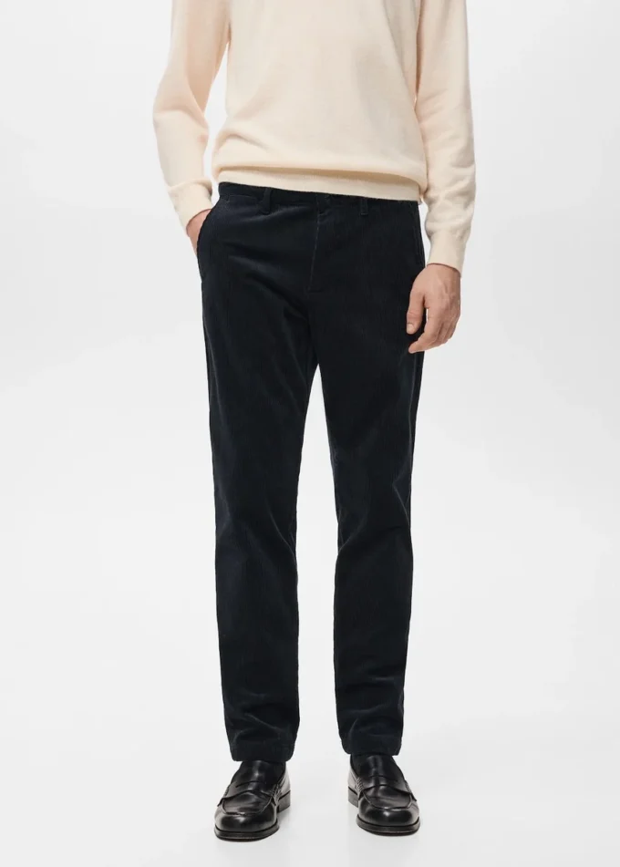 Pantalon slim en velours côtelé Pantalon slim en velours côtelé
