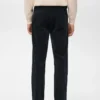 Pantalon slim en velours côtelé Pantalon slim en velours côtelé