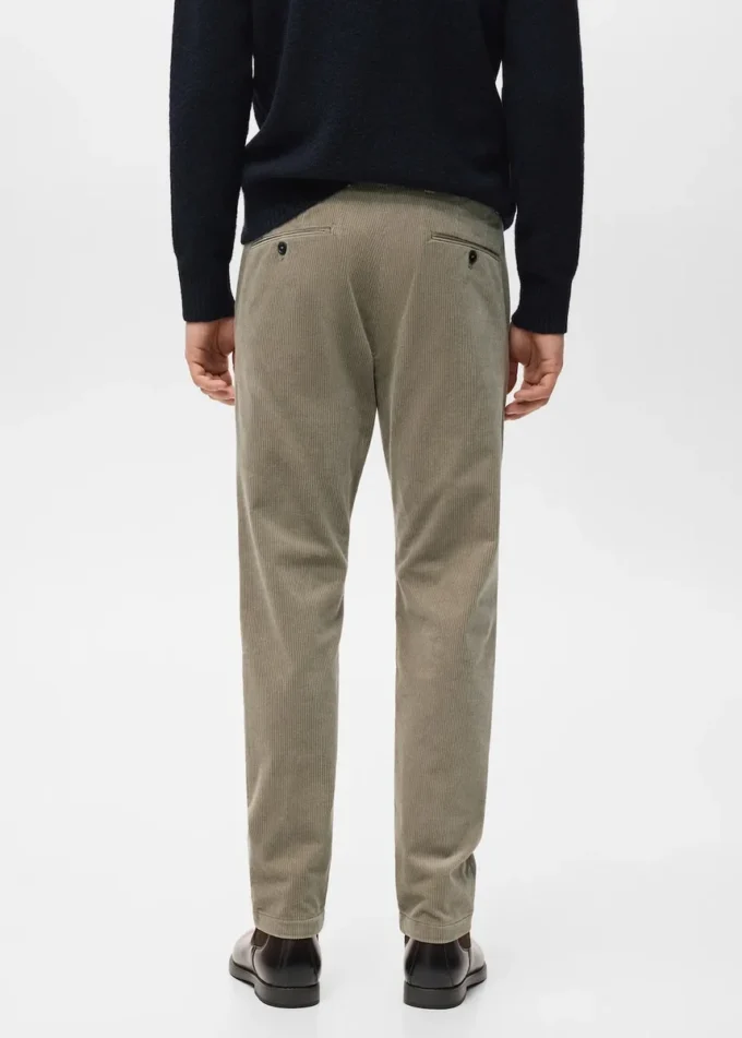Pantalon slim en velours côtelé Pantalon slim en velours côtelé