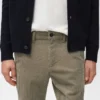 Pantalon slim en velours côtelé Pantalon slim en velours côtelé