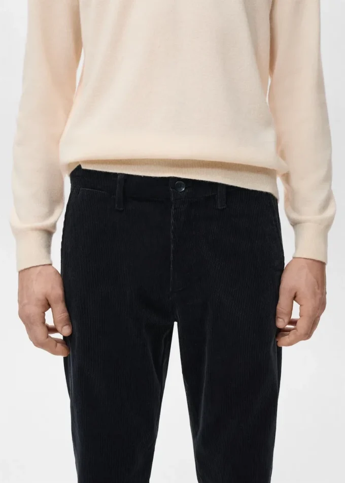 Pantalon slim en velours côtelé Pantalon slim en velours côtelé