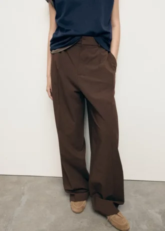 Pantalon taille basse à jambes larges