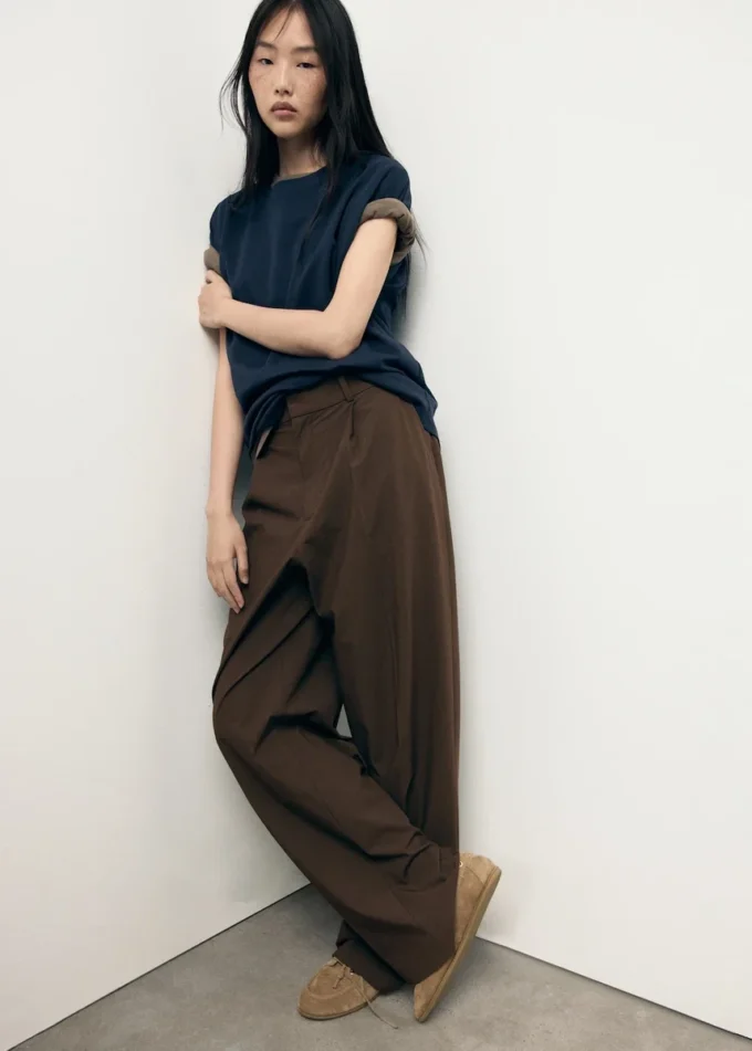 Pantalon taille basse à jambes larges Pantalon taille basse à jambes larges