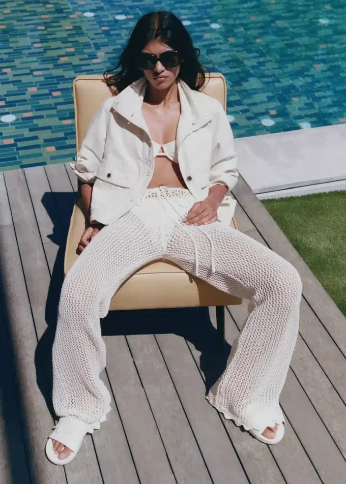 Pantalon évasé en crochet Pantalon évasé en crochet