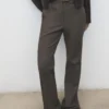 Pantalon évasé taille moyenne Pantalon évasé taille moyenne