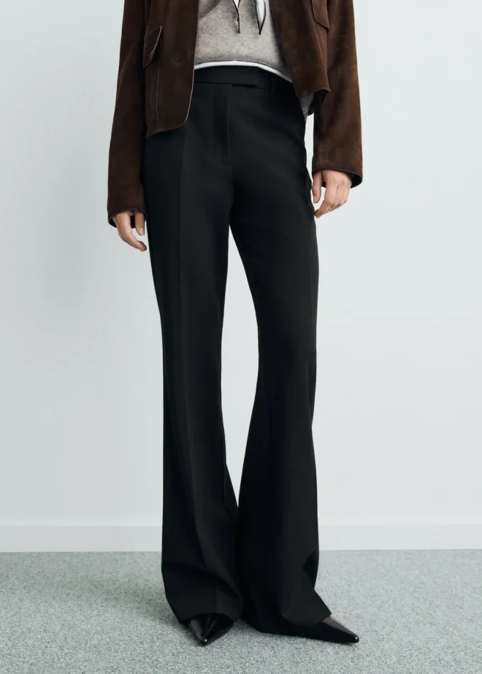 Pantalon évasé taille moyenne Pantalon évasé taille moyenne