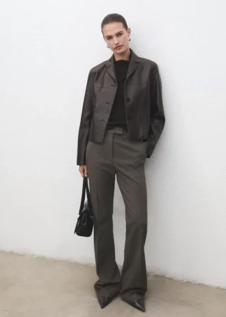 Pantalon évasé taille moyenne