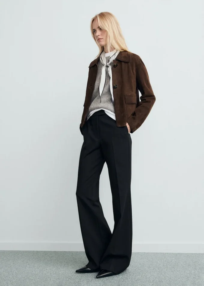 Pantalon évasé taille moyenne Pantalon évasé taille moyenne