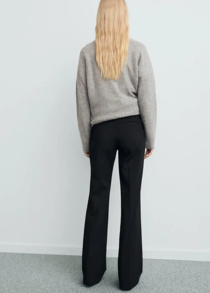 Pantalon évasé taille moyenne Pantalon évasé taille moyenne