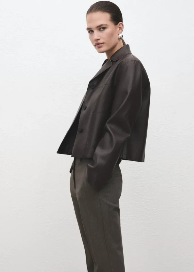Pantalon évasé taille moyenne Pantalon évasé taille moyenne