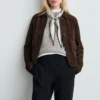 Pantalon évasé taille moyenne Pantalon évasé taille moyenne