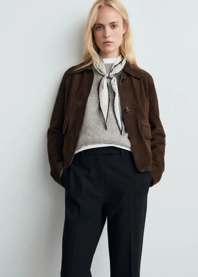 Pantalon évasé taille moyenne Pantalon évasé taille moyenne