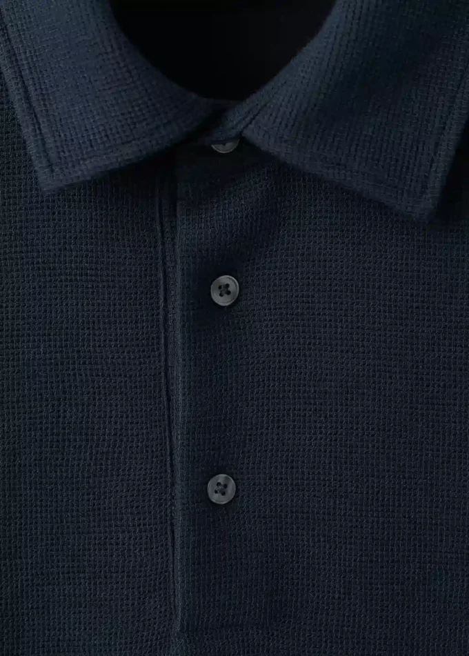 Polo en tricot structuré