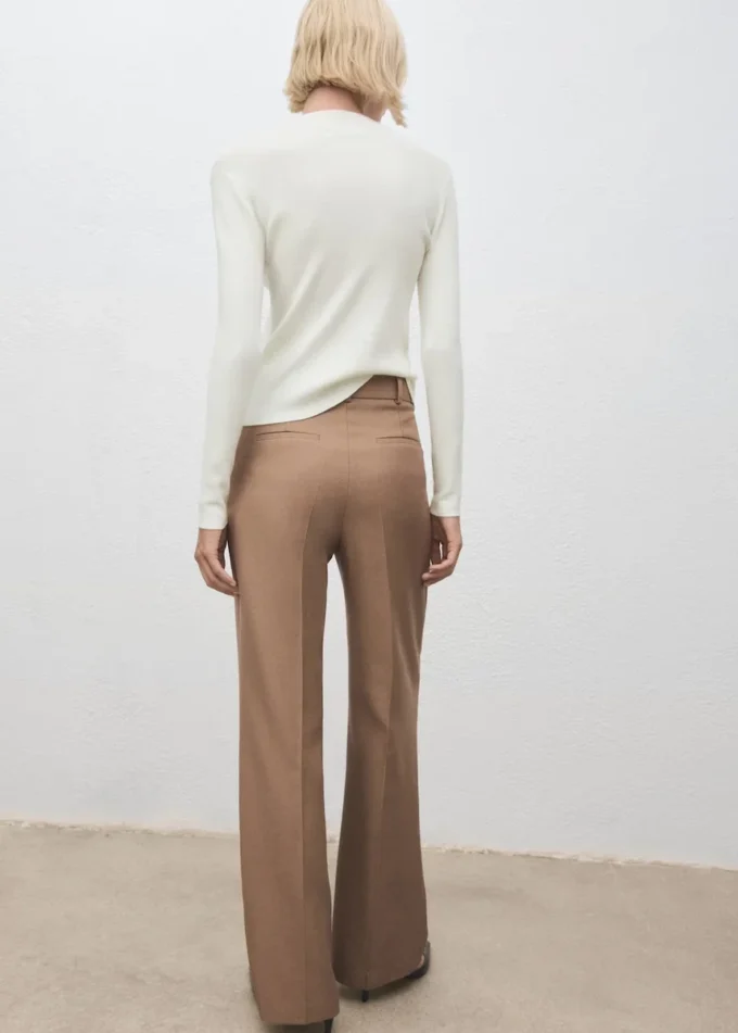 Pull ajusté avec encolure Perkins