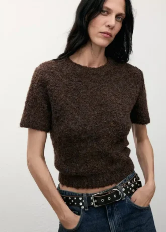 Pull bouclé à manches courtes