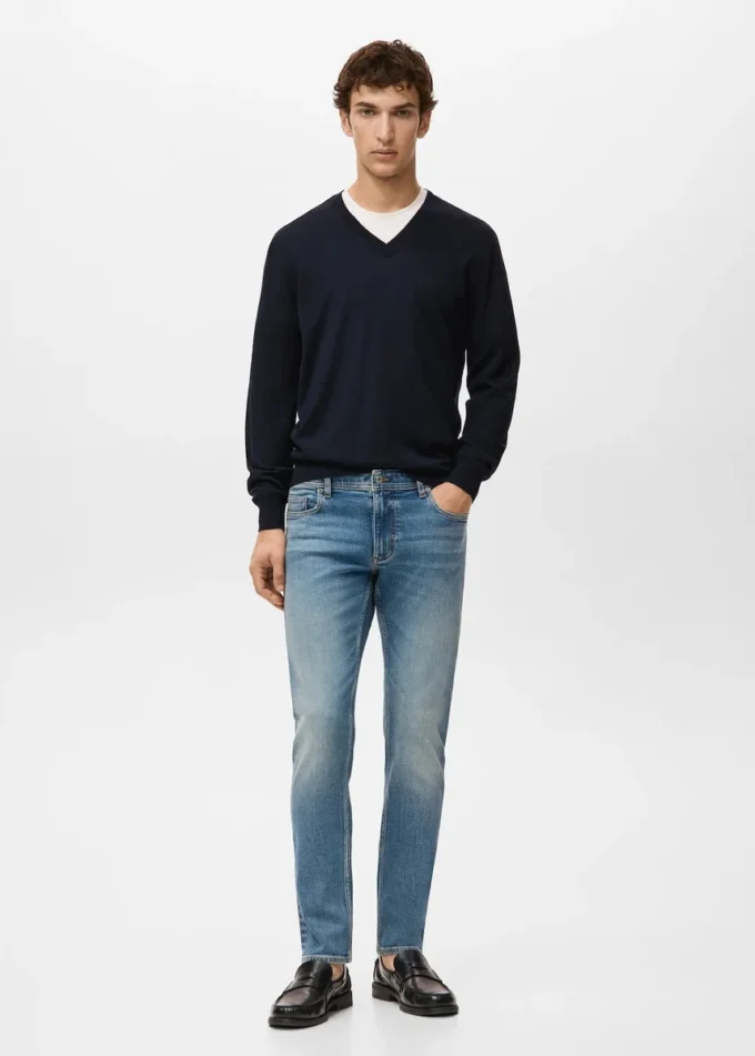Pull à col en V 100 % laine mérinos