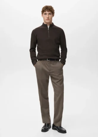 Pull côtelé avec col zippé