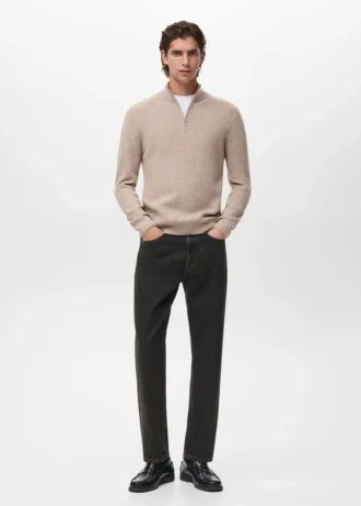 Pull côtelé avec col zippé