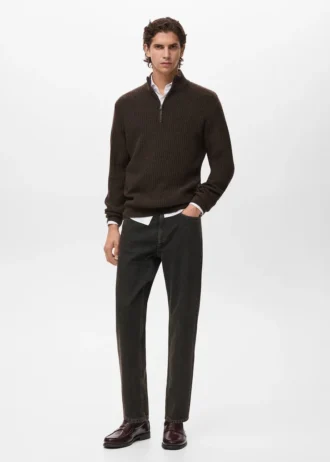 Pull côtelé avec col zippé