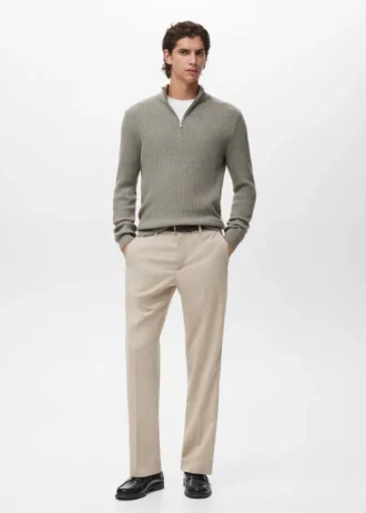 Pull côtelé avec col zippé