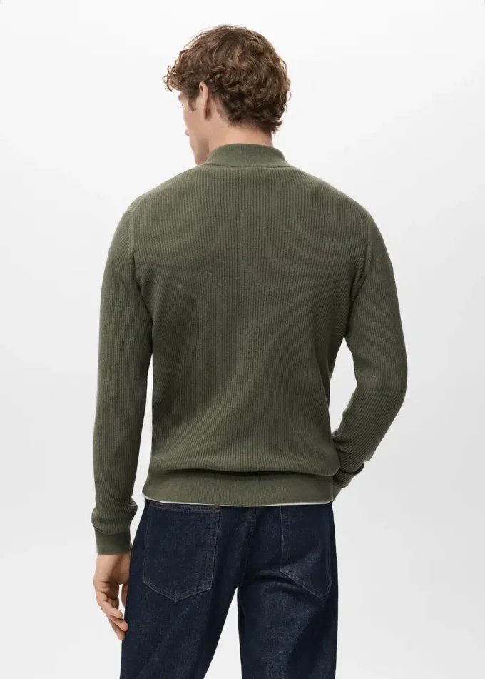 Pull côtelé avec col zippé Pull côtelé avec col zippé