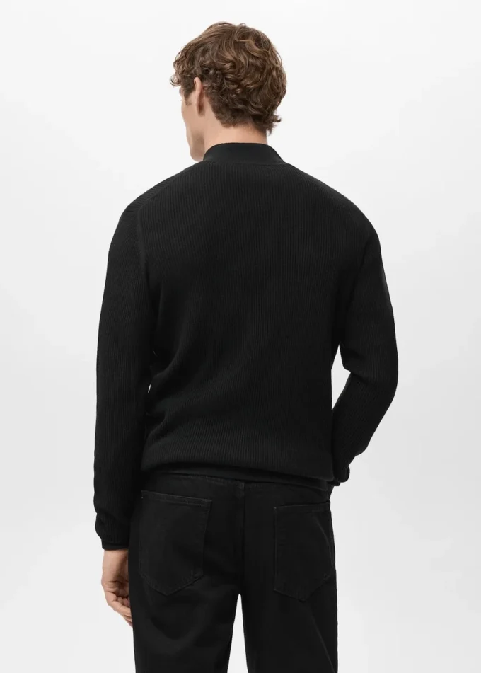 Pull côtelé avec col zippé Pull côtelé avec col zippé