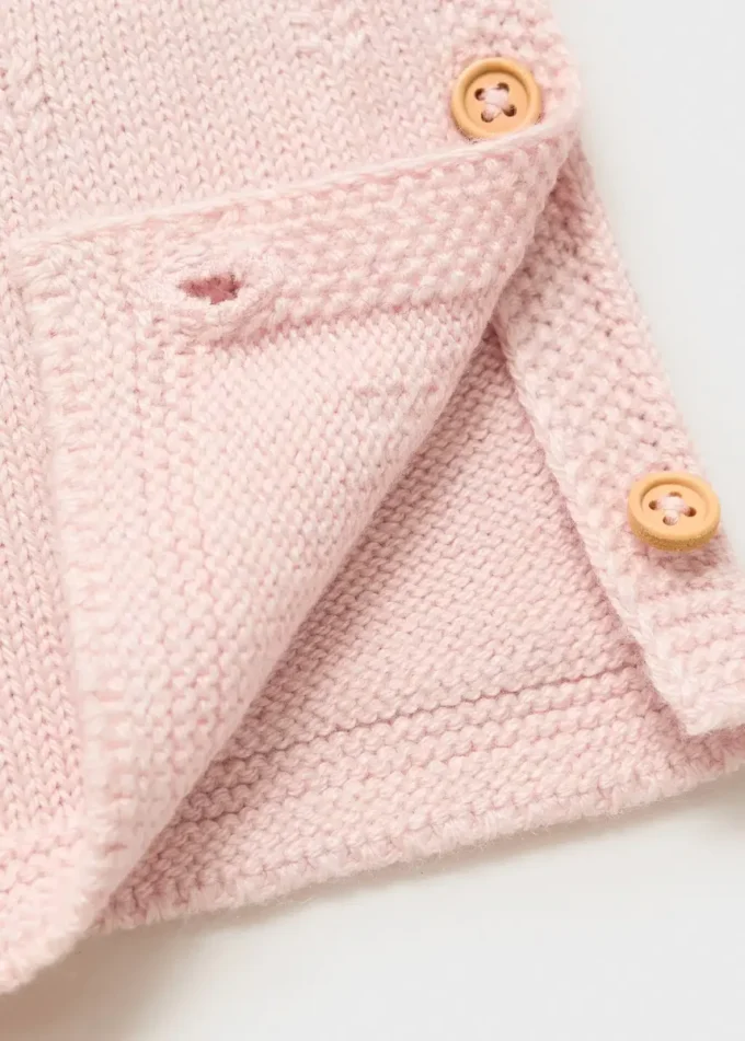 Pull en maille avec boutons Pull en maille avec boutons