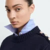 Pull en maille avec boutons bijoux