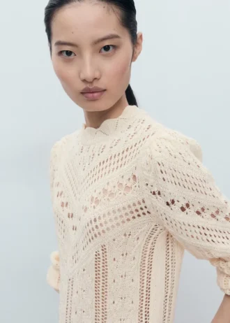 Pull en maille avec détails en dentelle