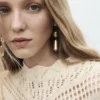 Pull en maille avec détails en dentelle