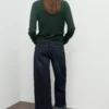 Pull en maille avec encolure drapée