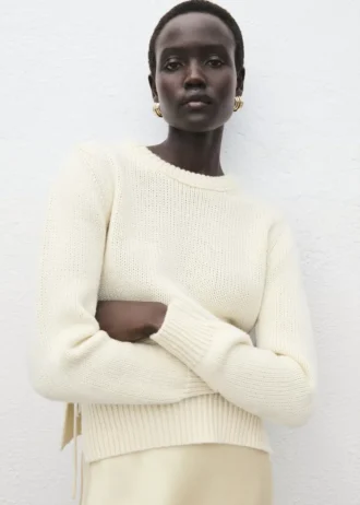 Pull en maille avec fentes à nouer