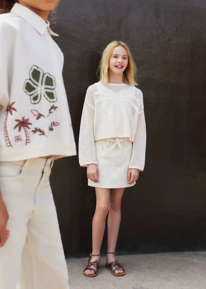 Pull en maille avec motif dentelle