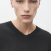 Pull en maille à col en V