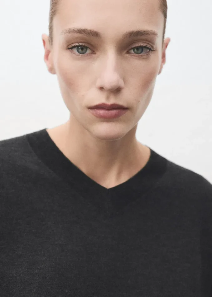 Pull en maille à col en V