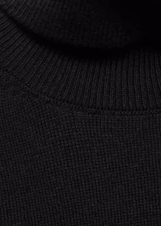 Pull en maille à col roulé
