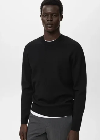 Pull en maille moyenne, coupe classique Pull en maille moyenne, coupe classique