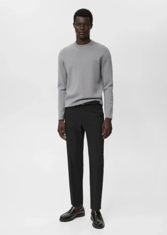 Pull en maille moyenne, coupe classique Pull en maille moyenne, coupe classique