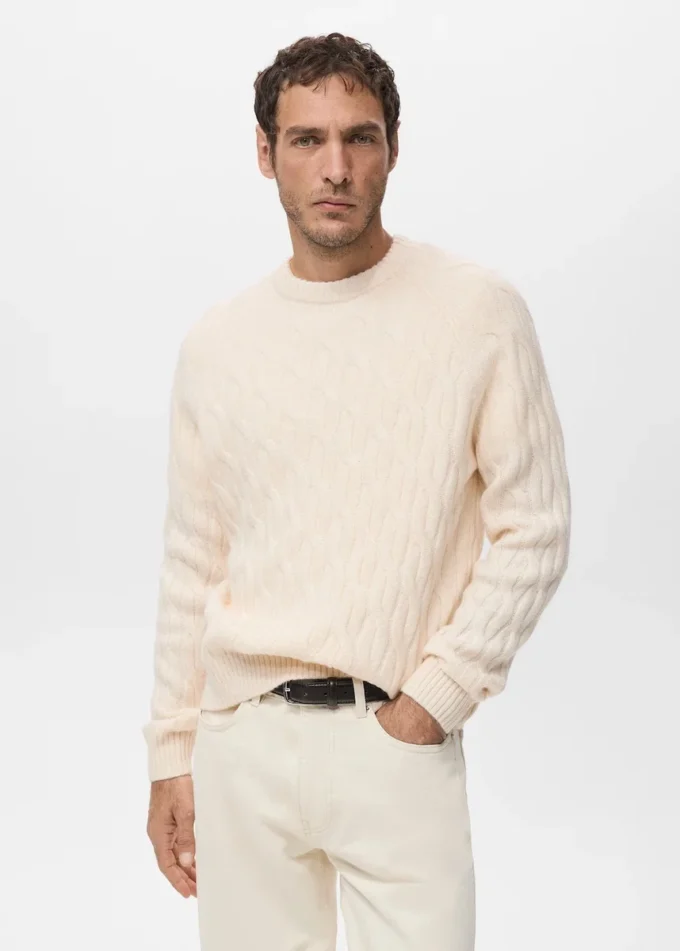 Pull en maille torsadée Pull en maille torsadée