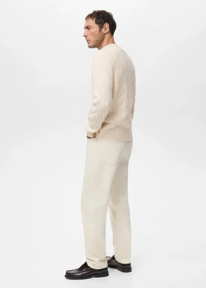 Pull en maille torsadée Pull en maille torsadée