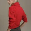 Pull en maille torsadée avec col zippé