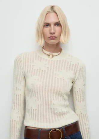 Pull floral en maille ajourée