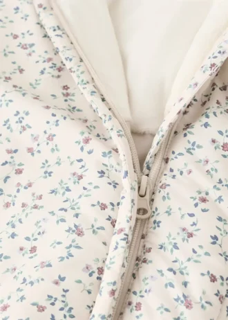 Pull matelassé à fleurs